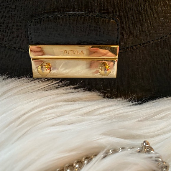 Furla Metropolis Crossbody Bag - Picture 2 of 6